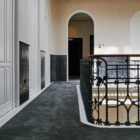 מלון Mercer Plaza 5 Gl