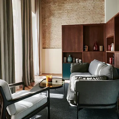 Mercer Plaza 5 Gl 5* Sevilha