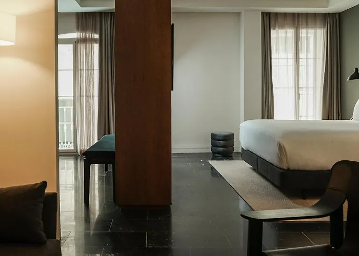 Mercer Plaza 5 Gl Hotel Sewilla