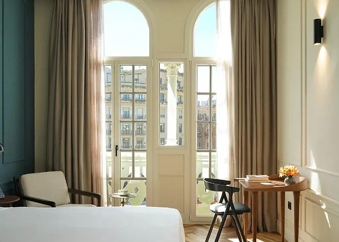 Mercer Plaza 5 Gl 5* Sewilla