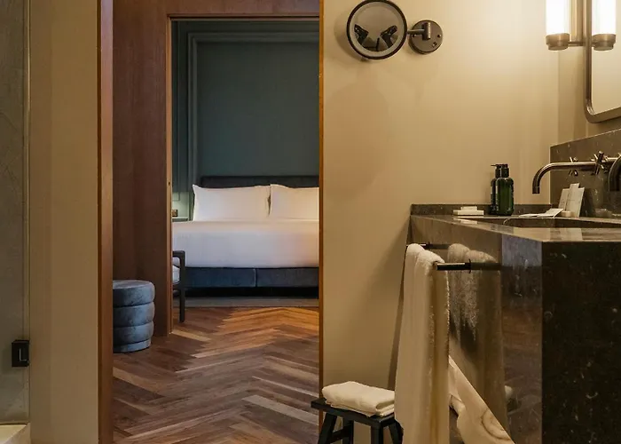 Mercer Plaza 5 Gl Hotel