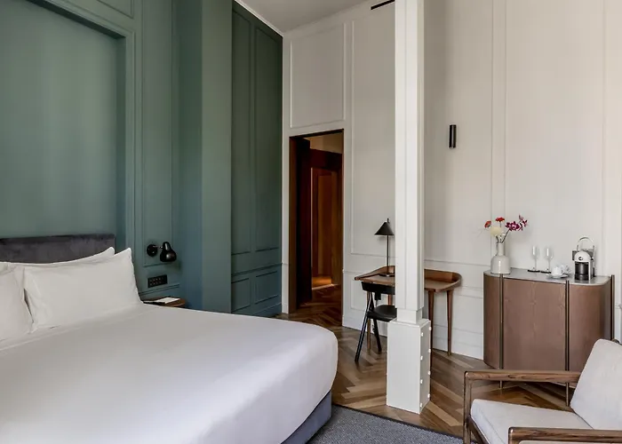 Mercer Plaza 5 Gl Hotel Sewilla