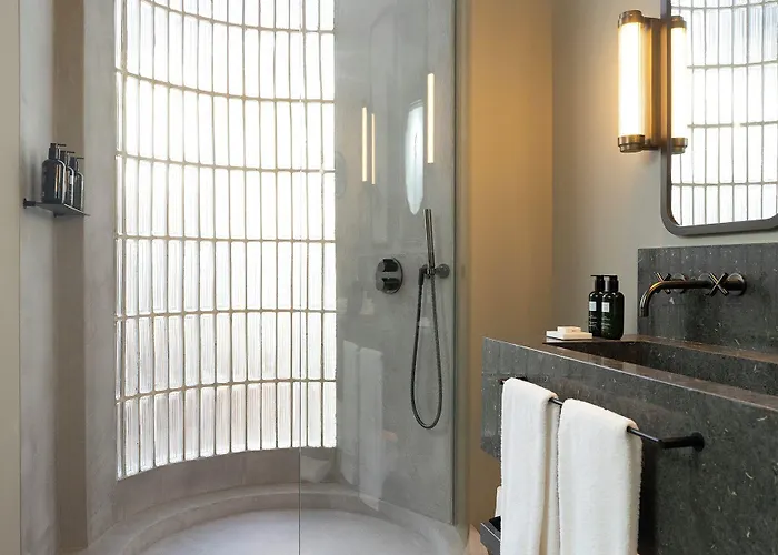 Mercer Plaza 5 Gl Hotel Sewilla