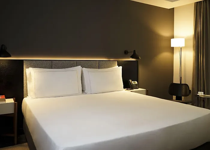 Mercer Plaza 5 Gl Sewilla